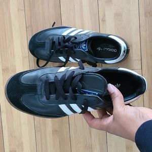 Adidas Samba Size 6 (Boys)
